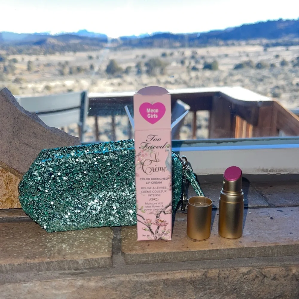 Brand new! TOO FACED La Creme lipstick in Mean Girls w/ Eiffel Tower charm pouch - Picture 1 of 2